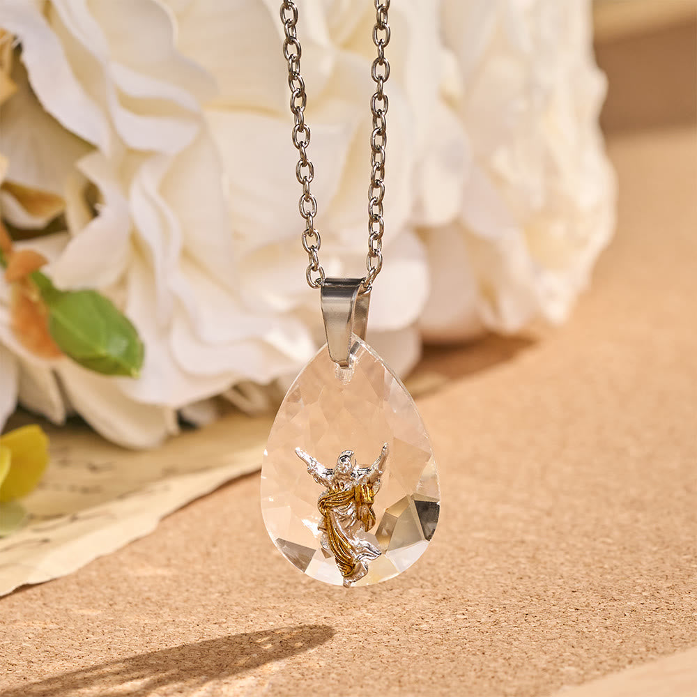Christianartworkshop Collier à chaîne en cristal en forme de larme, orné d'un motif sacré aux styles variés : symbole d'un confort dévotionnel diversifié - Jésus - image 1