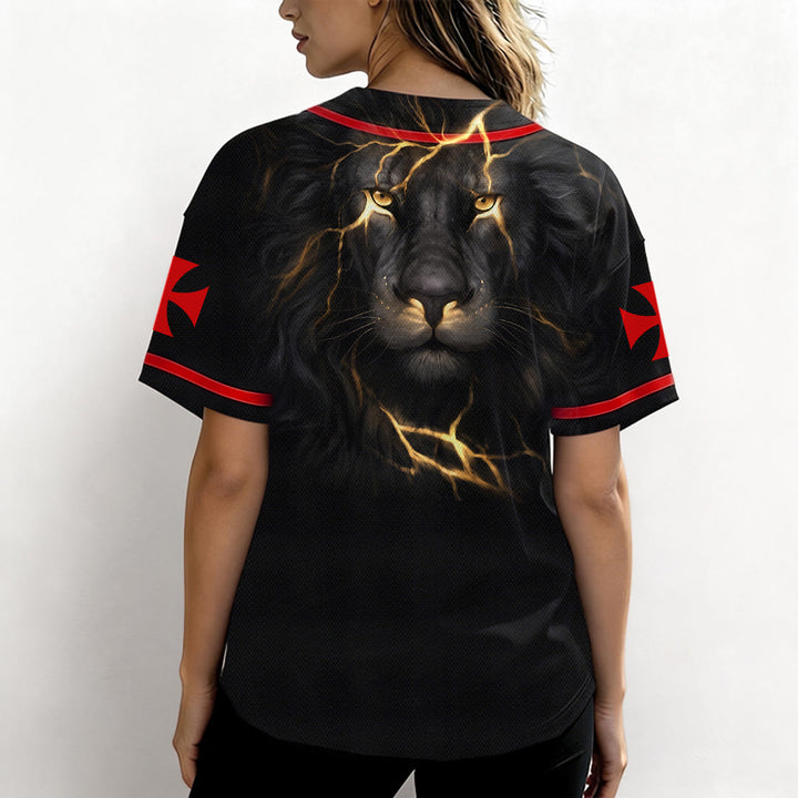 Christianartworkshop Maillot de baseball boutonné avec emblème vertical Jésus clou croix et éclair au dos, portrait du Lion de Juda et du Lion de Juda. - image 6