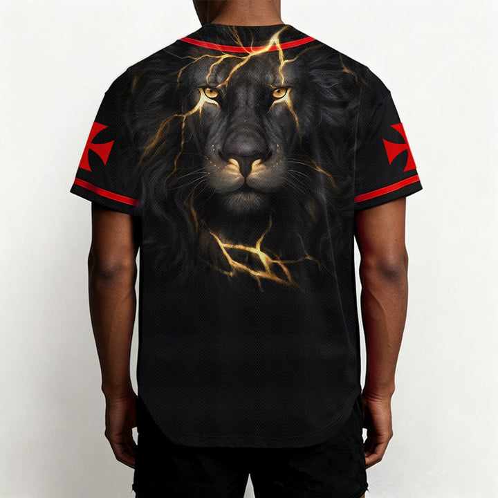 Christianartworkshop Maillot de baseball boutonné avec emblème vertical Jésus clou croix et éclair au dos, portrait du Lion de Juda et du Lion de Juda. - image 4