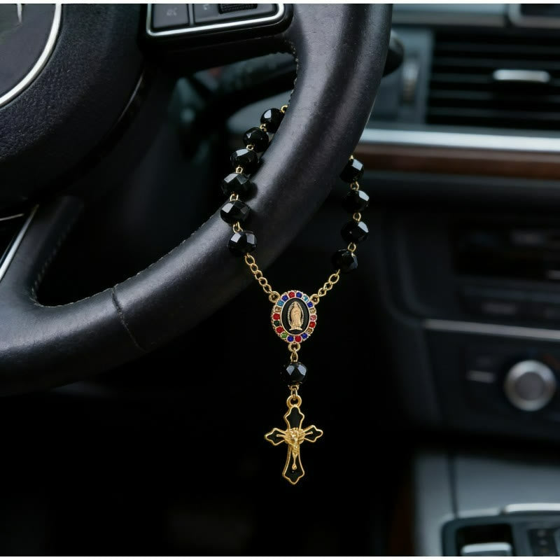 Christianartworkshop Chapelet de voiture en médaillon émaillé élégant avec crucifix : emblème de paix et de réconfort sacré - Noir - image 0