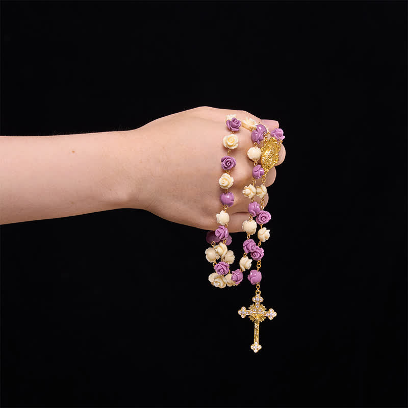 Christianartworkshop Chapelet Notre-Dame en perles de rose crème et violettes et crucifix orné de pierres précieuses : emblème de la douce grâce céleste - image 1