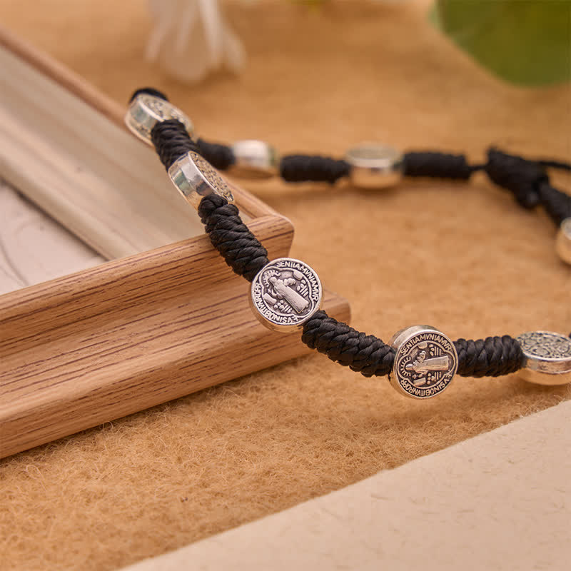 Christianartworkshop Bracelet médaillon Saint-Benoît en alliage, tonalité profonde : symbole de refuge sacré et résolu - image 4