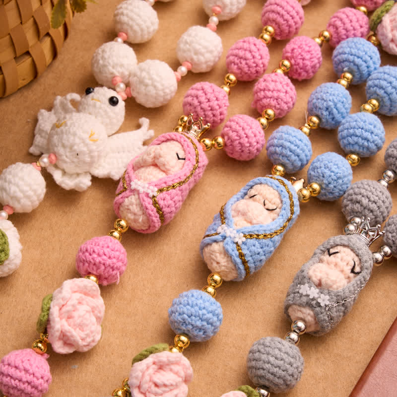 Christianartworkshop Chapelet au crochet avec la Vierge Marie et le Saint-Esprit : emblème de la douce tendresse céleste - image 1