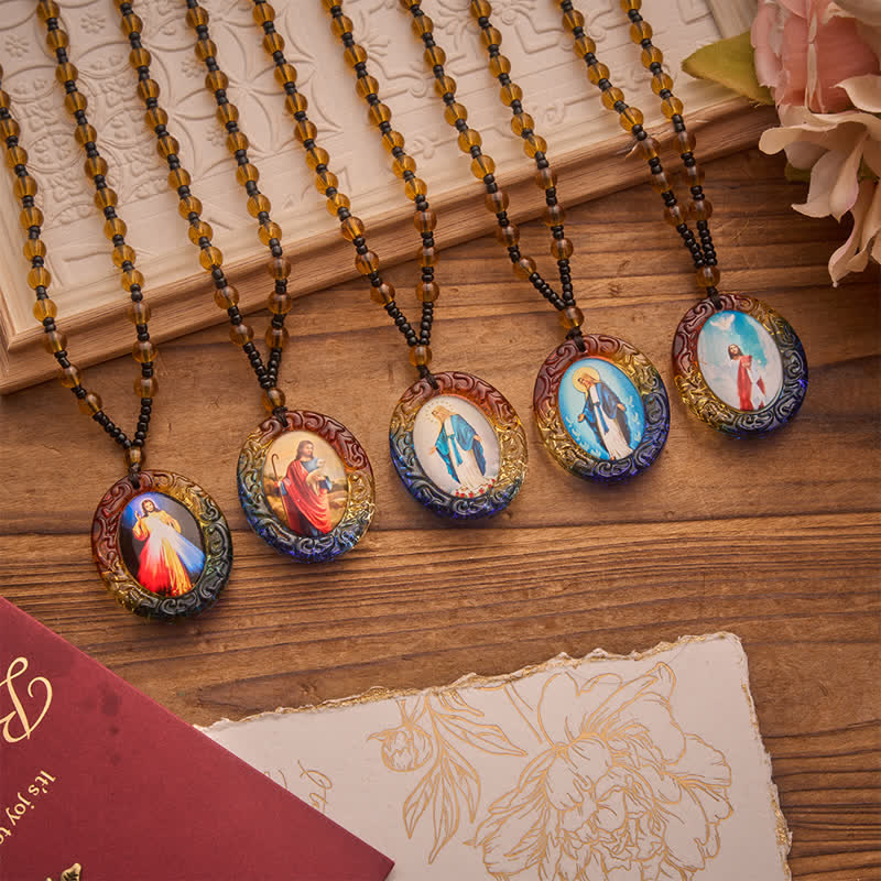 Christianartworkshop Collier de perles de verre de la collection Sainte Figure : Symbole de doux souvenir divin - image 0