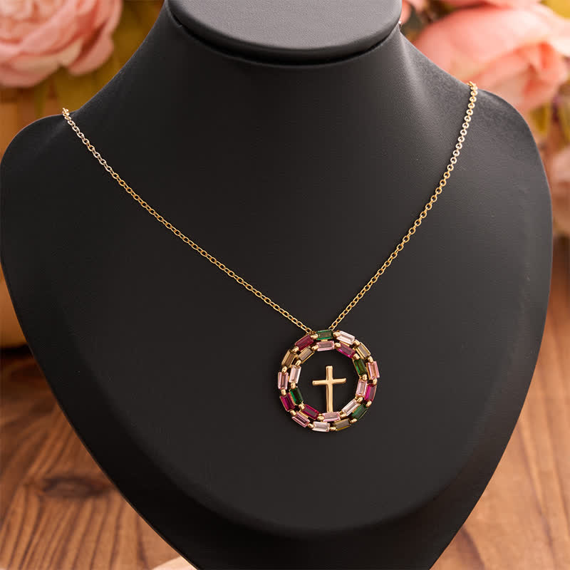 Christianartworkshop Collier en cuivre avec croix et couronne de pierres précieuses : emblème de la grâce céleste intemporelle - image 1