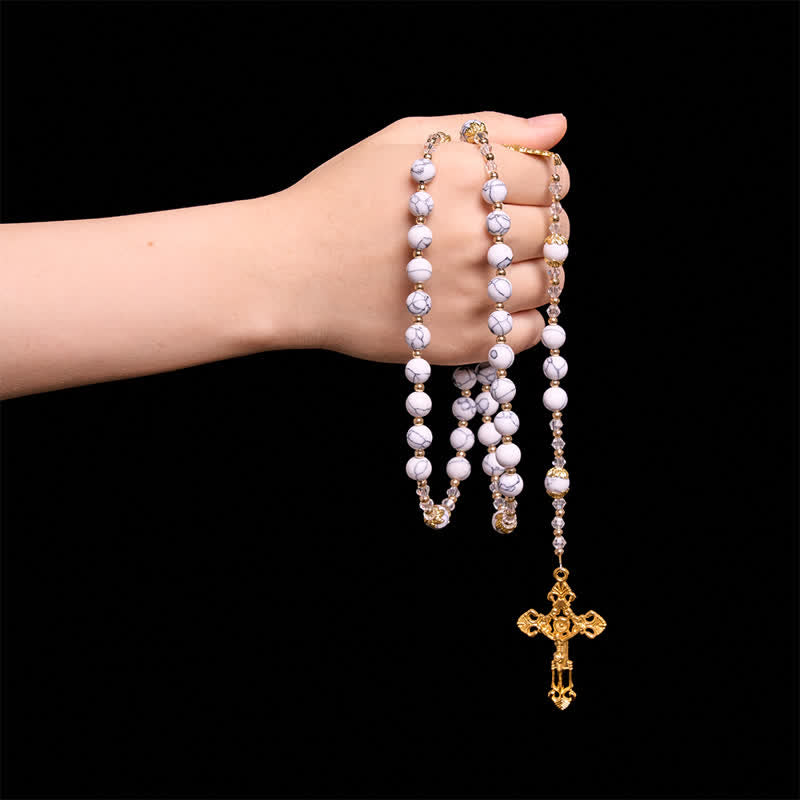 Christianartworkshop Chapelet en pierre d'howlite blanche veinée avec médaille de Notre-Dame et crucifix doré - image 1